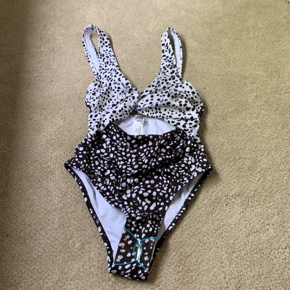 ASOS One Piece. - Picture 3 of 3